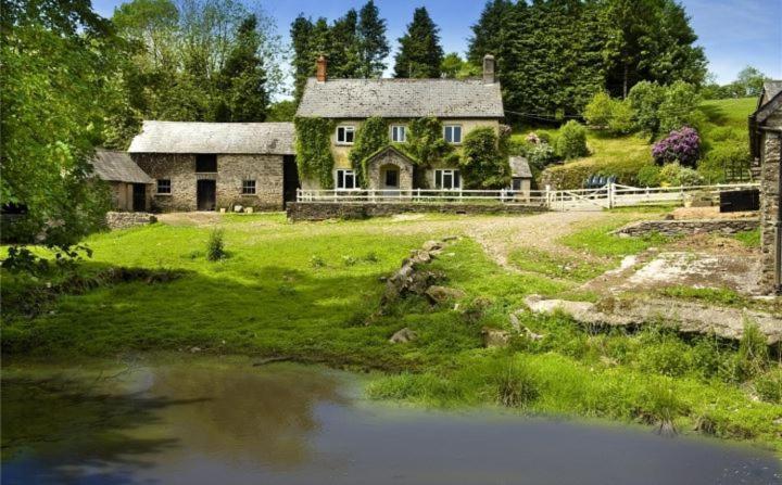 Zeal Farm Acomodação com café da manhã Dulverton Exterior foto